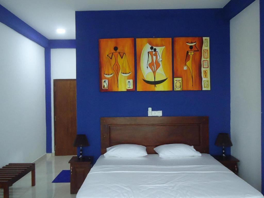 Bridge Hotel Negombo Kimbulapitiya エクステリア 写真