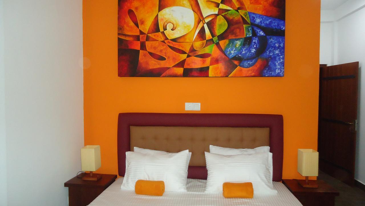 Bridge Hotel Negombo Kimbulapitiya エクステリア 写真