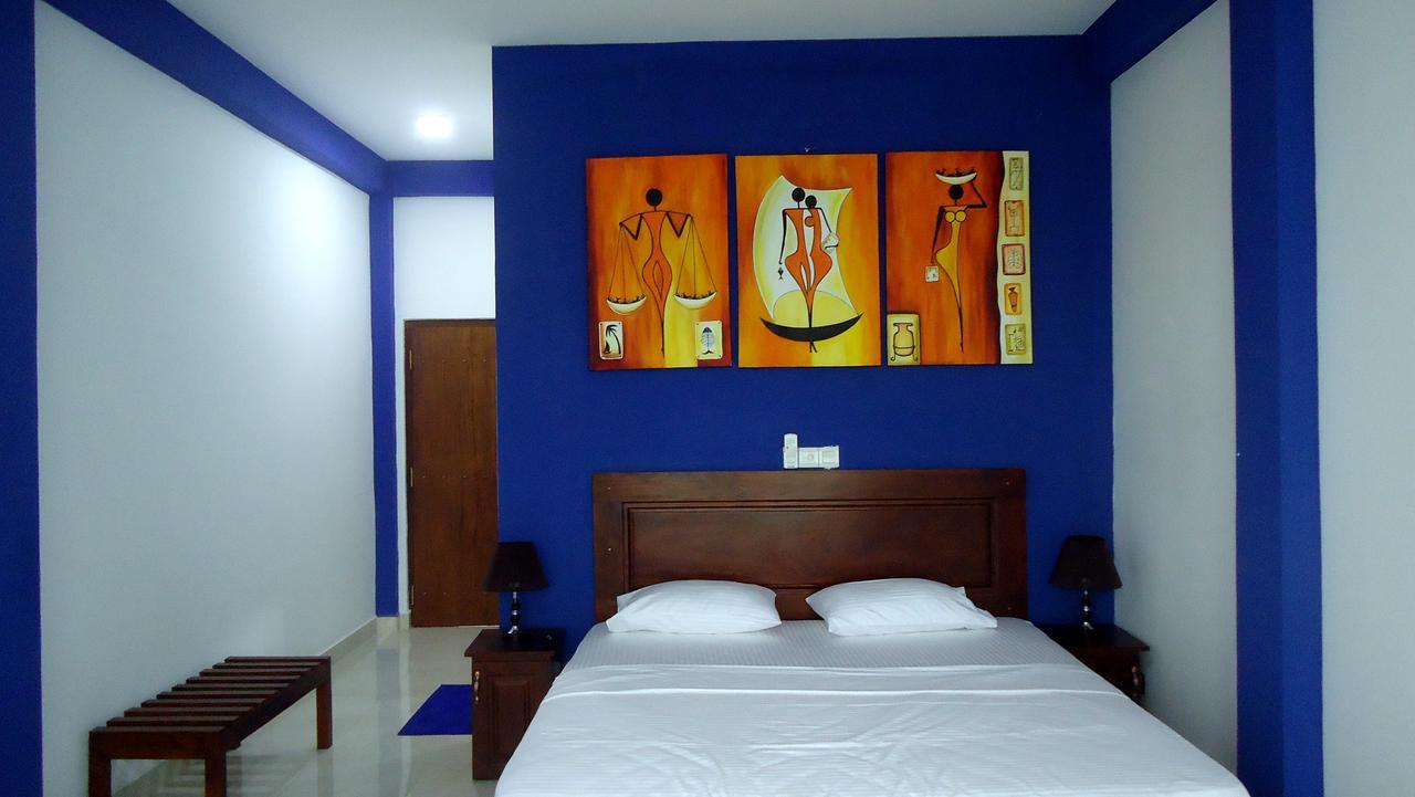 Bridge Hotel Negombo Kimbulapitiya エクステリア 写真
