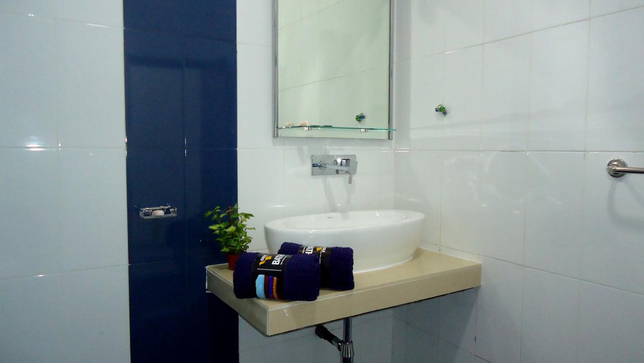 Bridge Hotel Negombo Kimbulapitiya エクステリア 写真